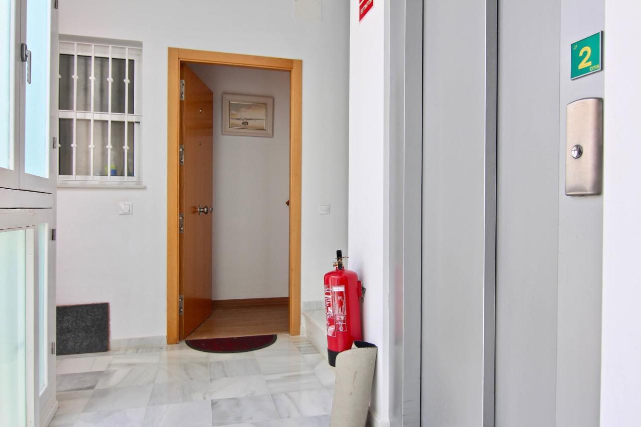 Apartamento Confortable Junto Al Mercado كاديز المظهر الخارجي الصورة